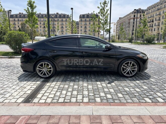 Hyundai Elantra 2016, 188,000 km - 2.0 л - Bakı