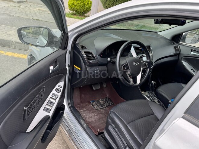 Hyundai Accent 2015, 129,200 km - 1.4 l - Bakı
