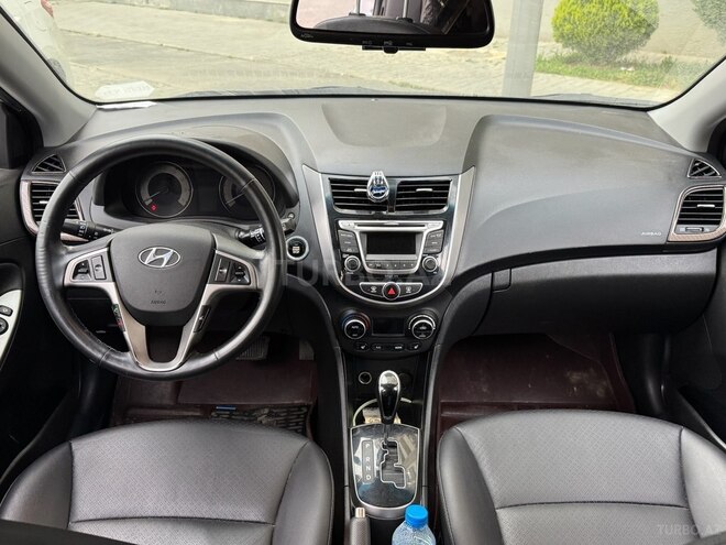 Hyundai Accent 2015, 129,200 km - 1.4 l - Bakı
