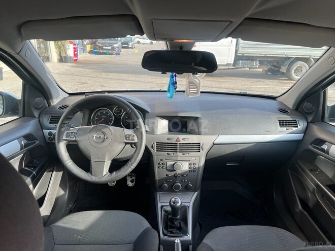 Opel Astra 2006, 187,000 km - 1.3 l - Bakı