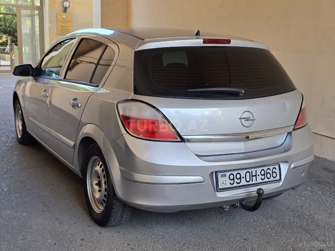 Opel Astra 2004, 235,000 km - 1.3 l - Bakı