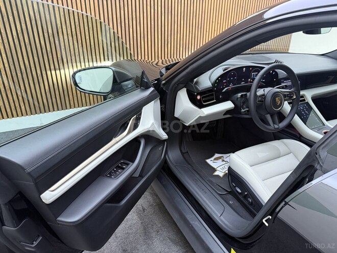 Porsche Taycan 2022, 35,000 km - 0.0 l - Bakı