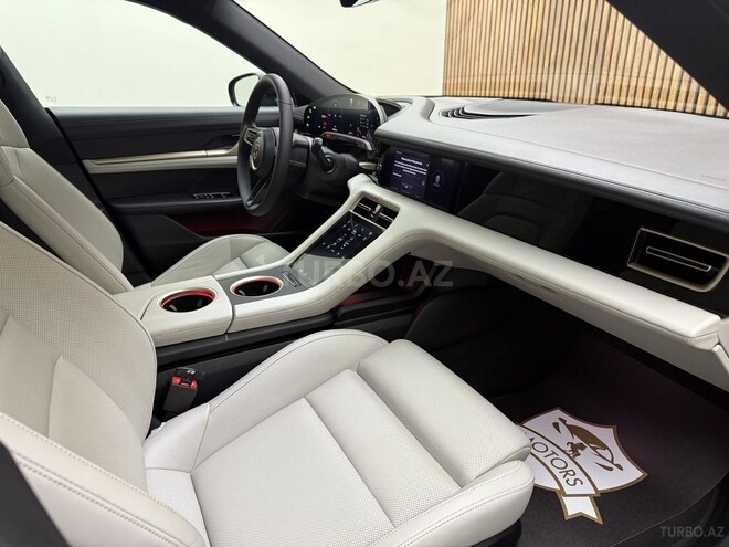 Porsche Taycan 2022, 35,000 km - 0.0 l - Bakı