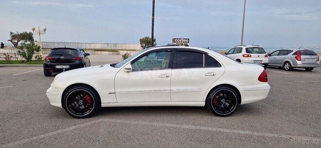Mercedes E 240 2005, 315,000 km - 2.6 l - Bakı