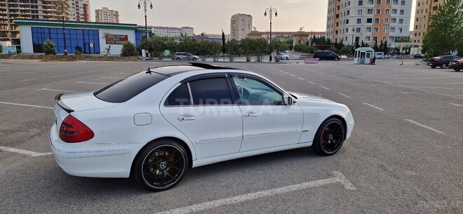 Mercedes E 240 2005, 315,000 km - 2.6 l - Bakı