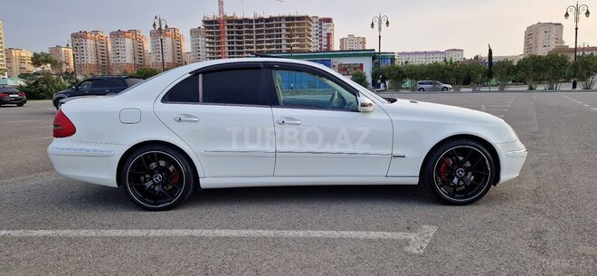Mercedes E 240 2005, 315,000 km - 2.6 l - Bakı