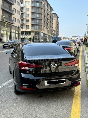 Hyundai Elantra 2019, 82,700 km - 2.0 л - Bakı