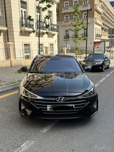 Hyundai Elantra 2019, 82,700 km - 2.0 л - Bakı
