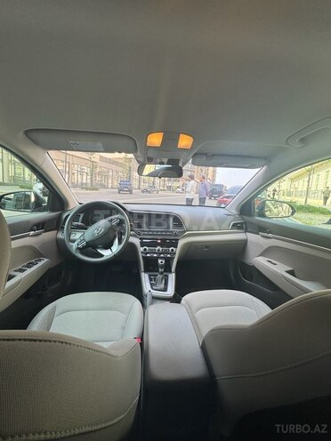 Hyundai Elantra 2019, 82,700 km - 2.0 л - Bakı