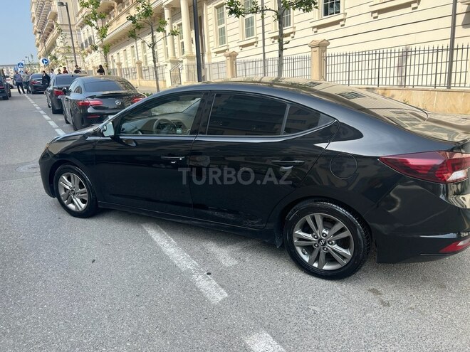 Hyundai Elantra 2019, 82,700 km - 2.0 л - Bakı