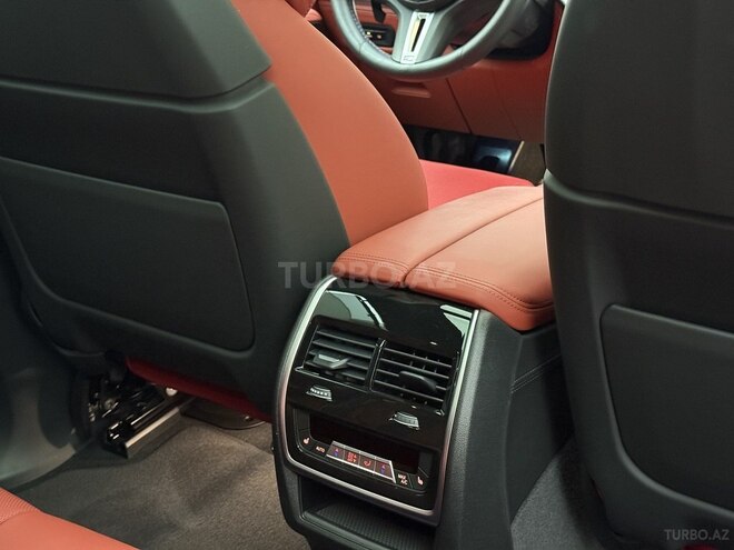 BMW X5 M 2023, 4,000 km - 4.4 л - Bakı