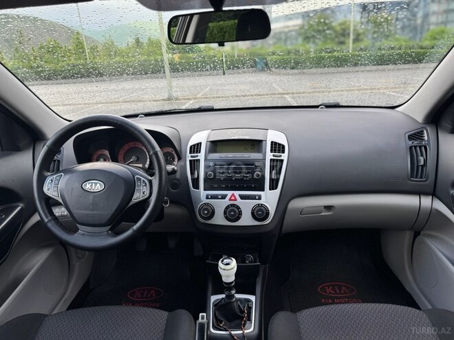 Kia  2008, 341,000 km - 1.6 l - Şəki