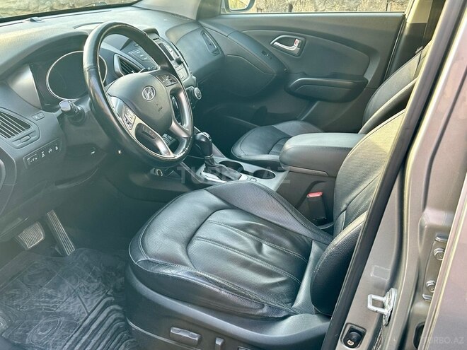 Hyundai Tucson-13