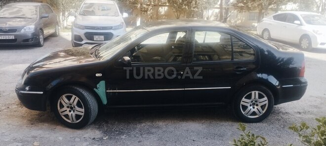 Volkswagen Bora 2003, 380,000 km - 1.6 л - Bakı