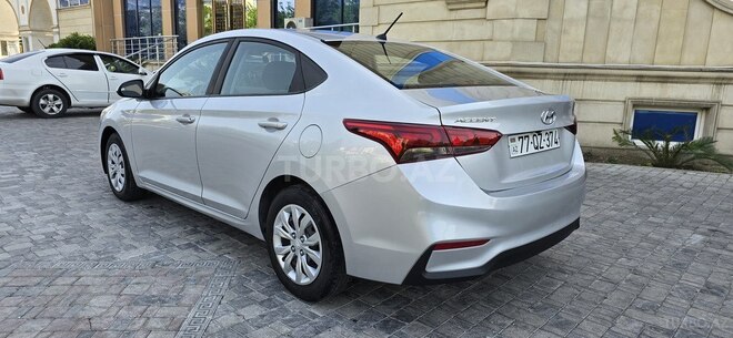 Hyundai Accent 2018, 153,256 km - 1.6 л - Bakı