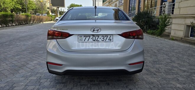 Hyundai Accent 2018, 153,256 km - 1.6 л - Bakı