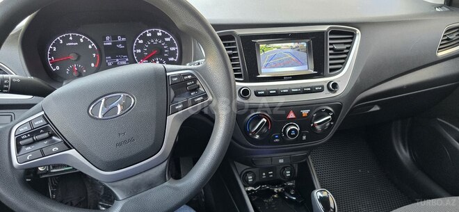 Hyundai Accent 2018, 153,256 km - 1.6 л - Bakı