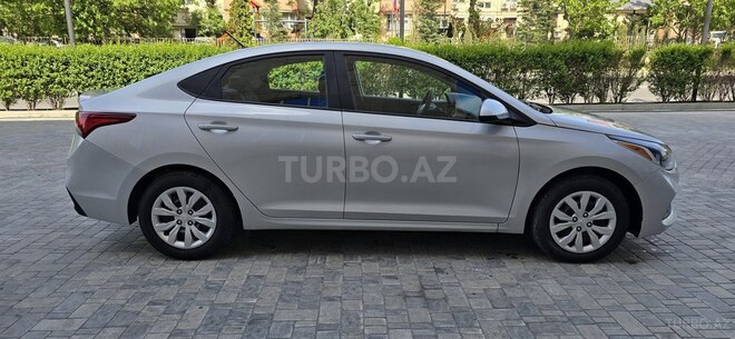 Hyundai Accent 2018, 153,256 km - 1.6 л - Bakı