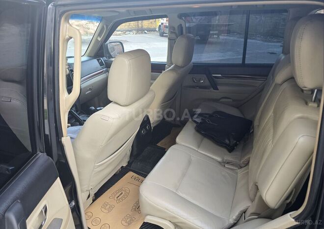 Mitsubishi Pajero 2007, 237,000 km - 3.0 l - Bakı