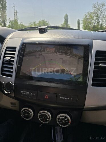 Mitsubishi Outlander 2011, 206,000 km - 3.0 l - Göyçay