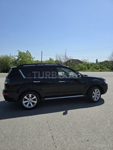 Mitsubishi Outlander 2011, 206,000 km - 3.0 l - Göyçay