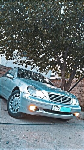 Mercedes C 220 d 2002, 583,000 km - 2.2 l - Bakı