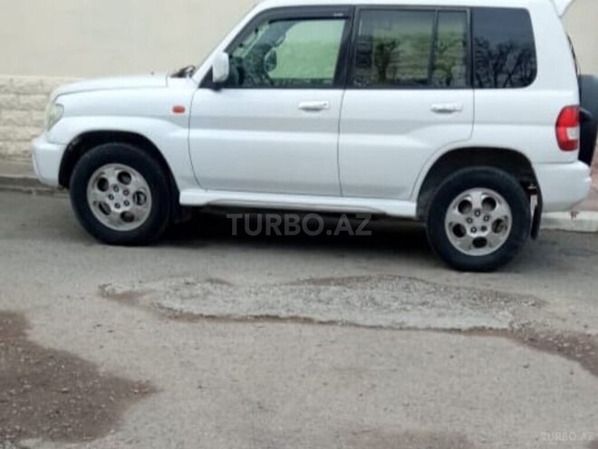 Mitsubishi Pajero io 2001, 215,500 km - 2.0 л - Bərdə