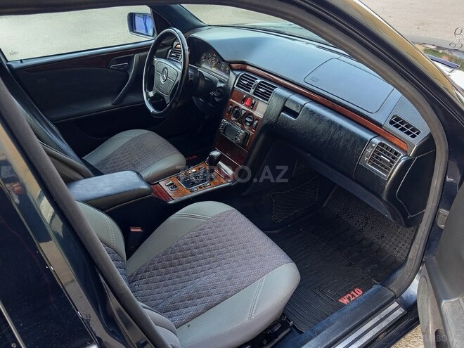 Mercedes E 240 1999, 228,000 km - 2.4 л - Bakı