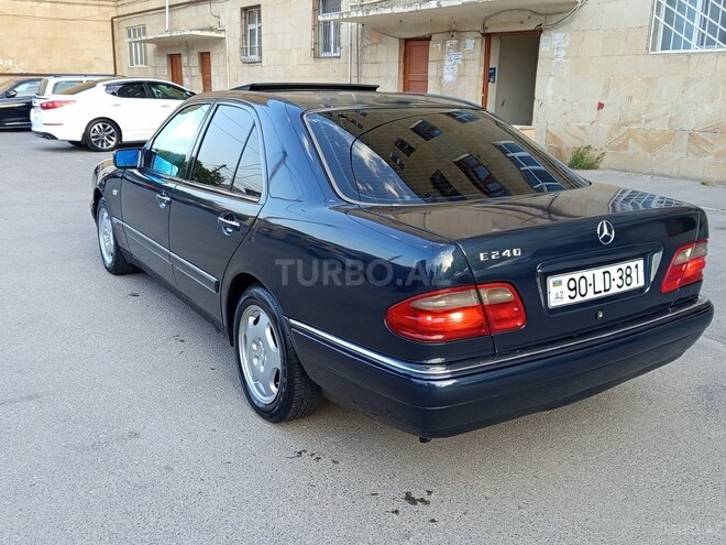 Mercedes E 240 1999, 228,000 km - 2.4 л - Bakı