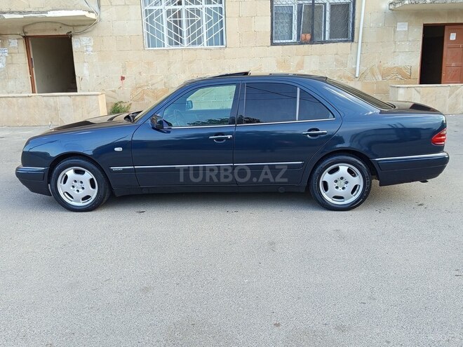 Mercedes E 240 1999, 228,000 km - 2.4 л - Bakı