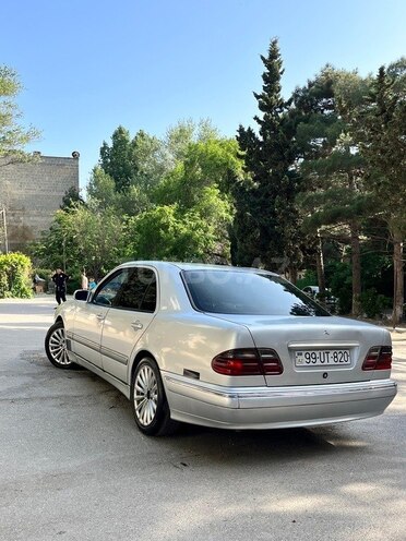Mercedes E 220 d 2000, 300,000 km - 2.2 л - Bakı