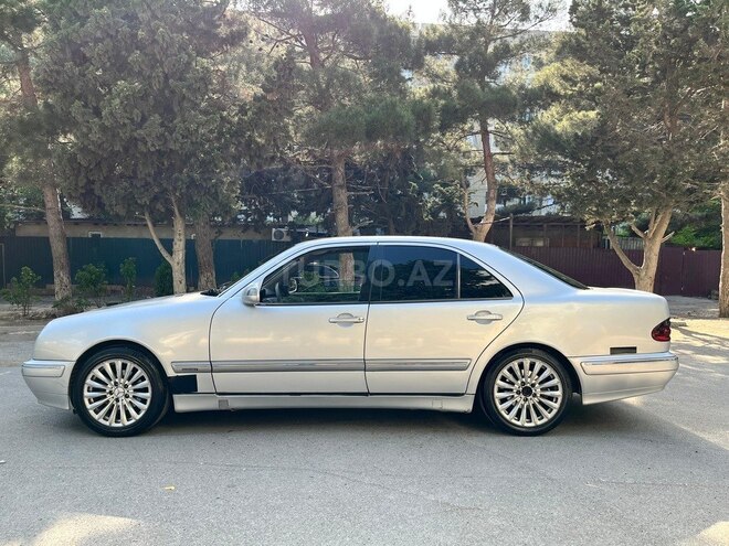 Mercedes E 220 d 2000, 300,000 km - 2.2 л - Bakı