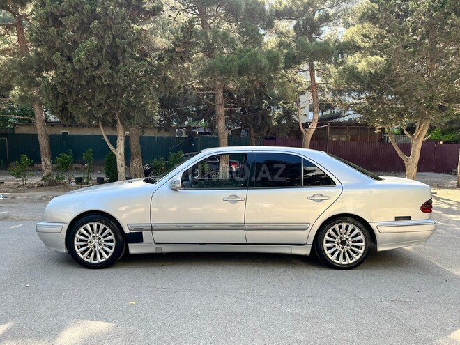 Mercedes E 220 d 2000, 300,000 km - 2.2 л - Bakı