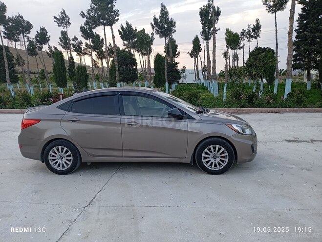 Hyundai Accent 2012, 120,000 km - 1.6 l - Bakı