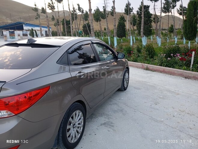 Hyundai Accent 2012, 120,000 km - 1.6 l - Bakı