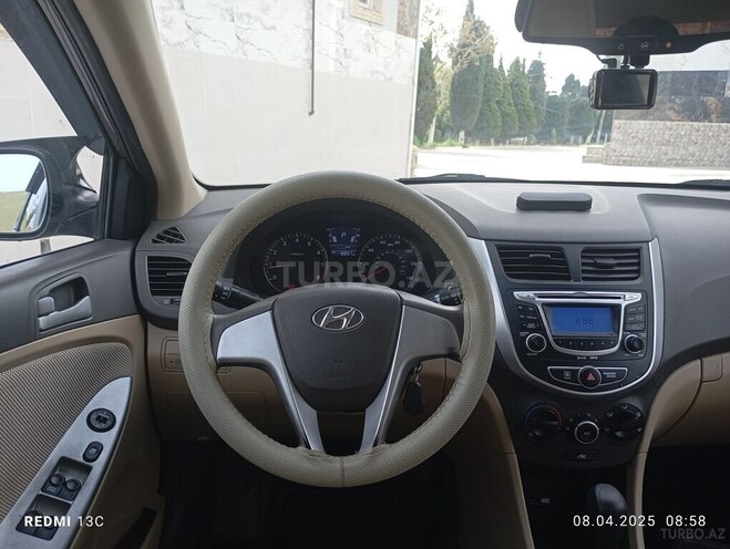 Hyundai Accent 2012, 120,000 km - 1.6 l - Bakı