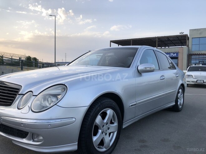 Mercedes E 220 d 2004, 335,000 km - 2.2 l - Bakı