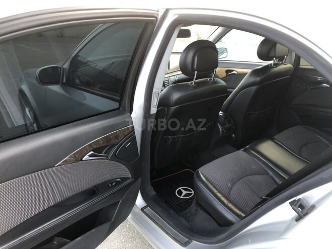 Mercedes E 220 d 2004, 335,000 km - 2.2 l - Bakı