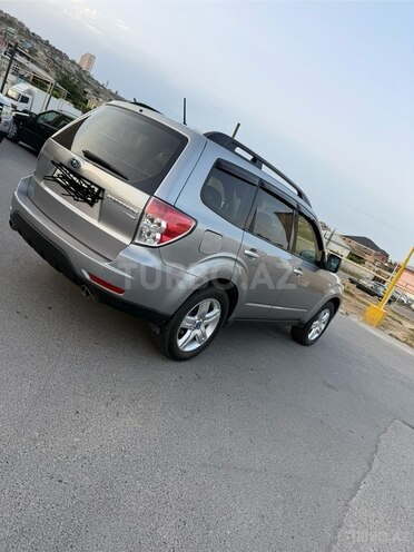 Subaru Forester 2009, 320,000 km - 2.5 l - Bakı