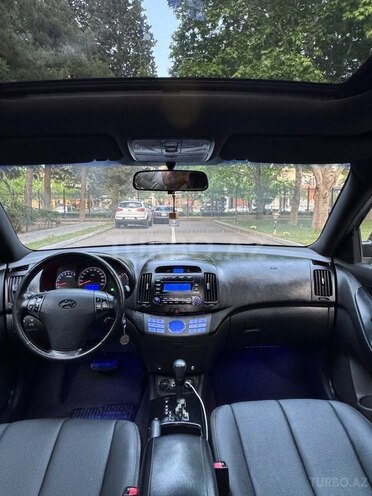 Hyundai Elantra 2009, 221,085 km - 2.0 l - Bakı
