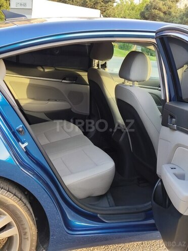 Hyundai Elantra 2016, 98,000 km - 2.0 л - Bakı