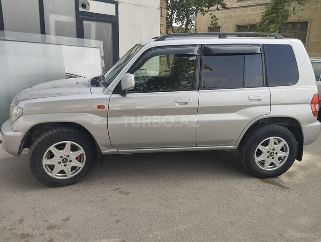 Mitsubishi Pajero io 2000, 250,000 km - 2.0 л - Bakı