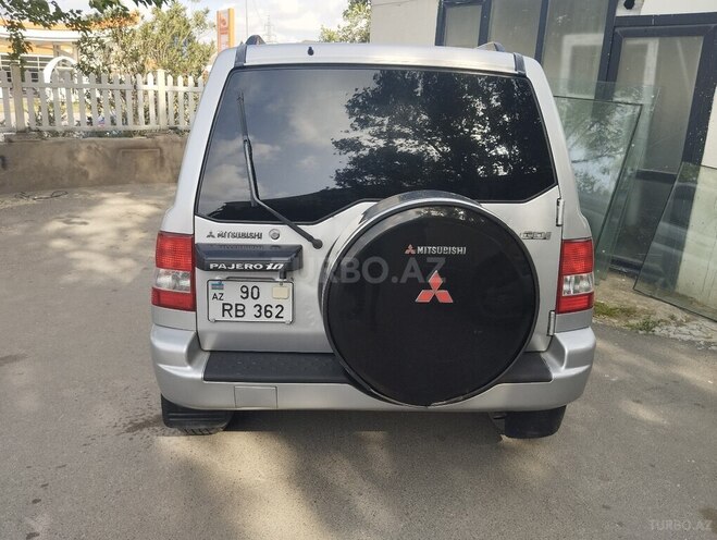 Mitsubishi Pajero io 2000, 250,000 km - 2.0 л - Bakı
