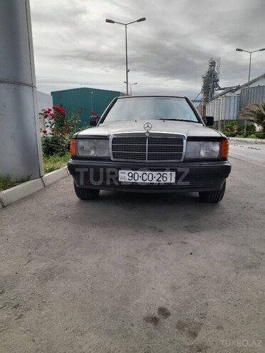 Mercedes 190 1992, 450,000 km - 1.8 l - Yevlax