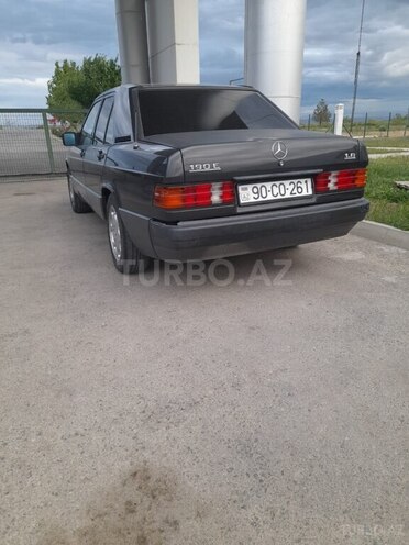 Mercedes 190 1992, 450,000 km - 1.8 l - Yevlax