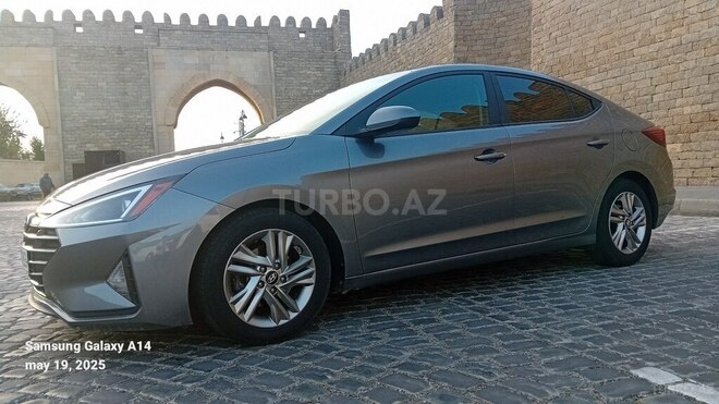 Hyundai Elantra 2020, 107,500 km - 2.0 l - Bakı