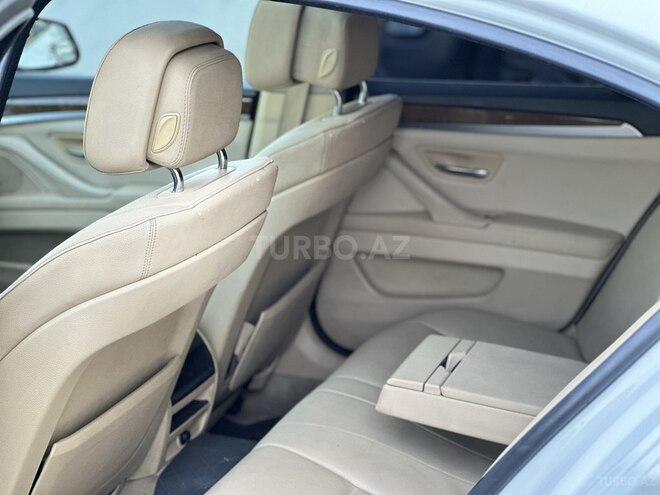 BMW 528 2013, 240,000 km - 2.0 l - Bakı