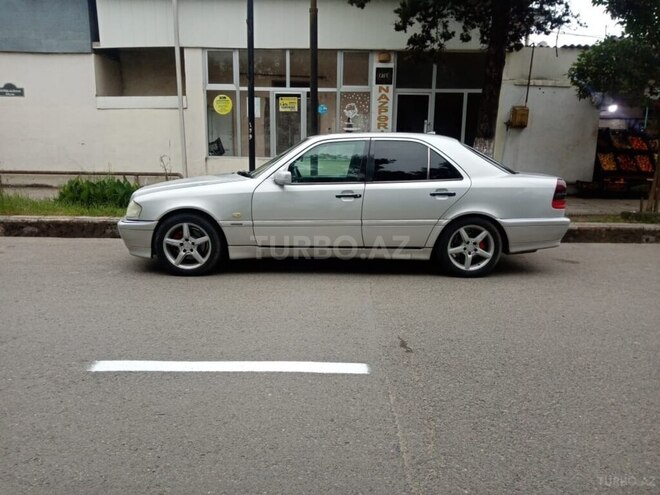 Mercedes C 240 1998, 240,000 km - 2.4 l - Astara