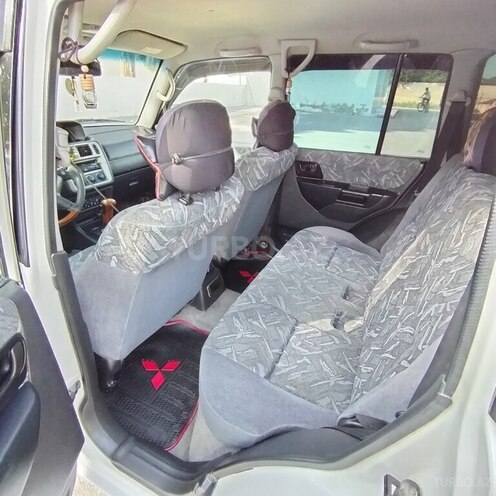 Mitsubishi Pajero io 2000, 497,990 km - 1.8 л - Şamaxı