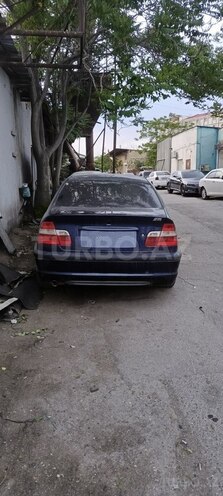BMW 318 2003, 312,000 km - 2.0 l - Bakı
